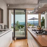 Tree Villa